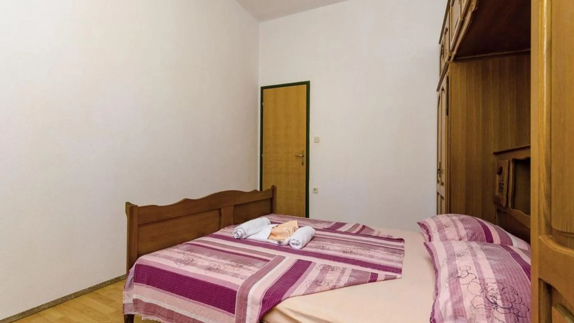 Apartments Tamaris Slatine
