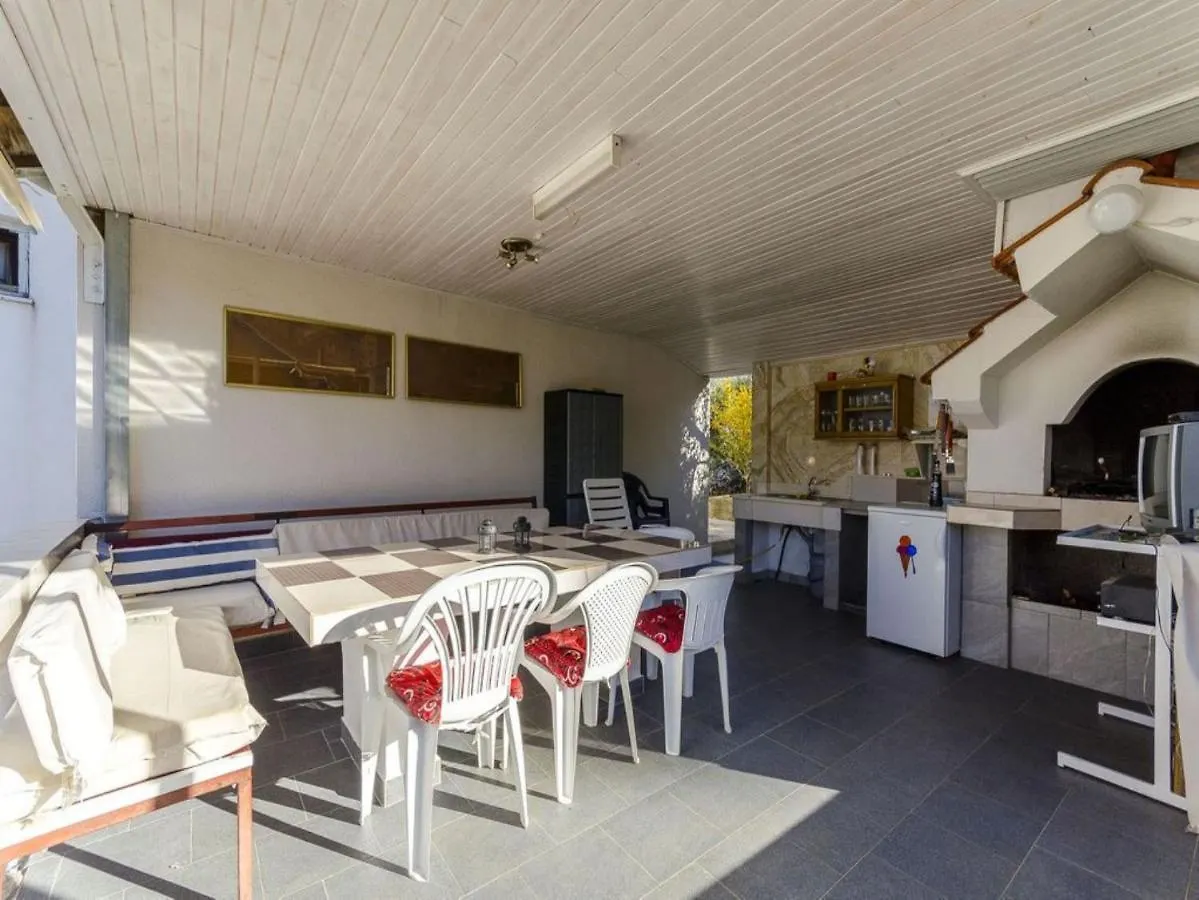 Apartments Tamaris Slatine