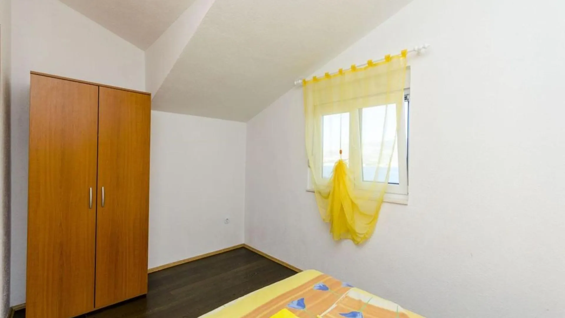 Apartments Tamaris Slatine