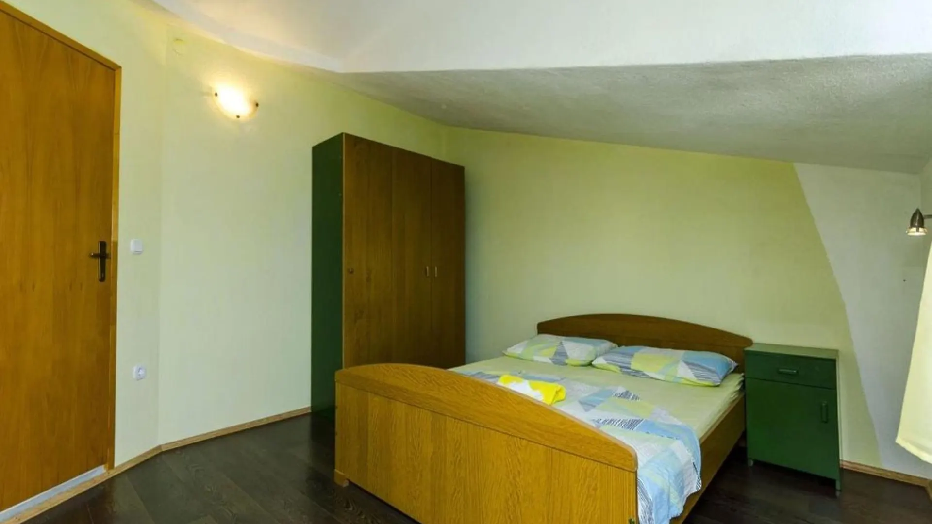 Apartments Tamaris Slatine