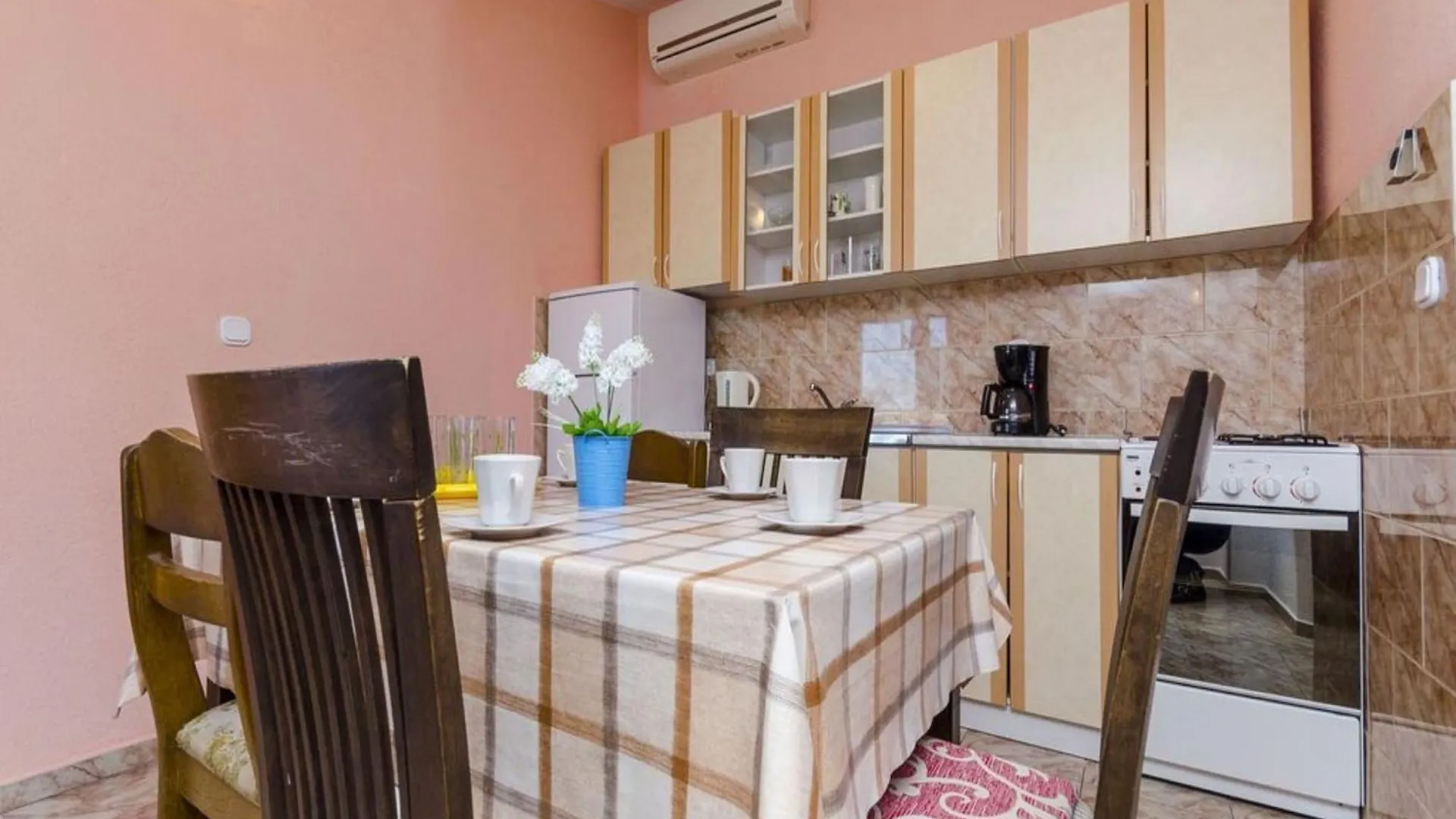 Apartments Tamaris Slatine Croatia