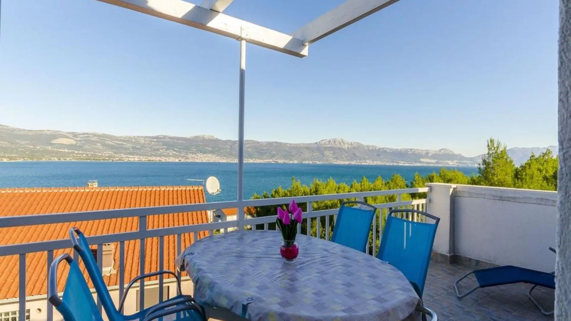 Apartments Tamaris Slatine