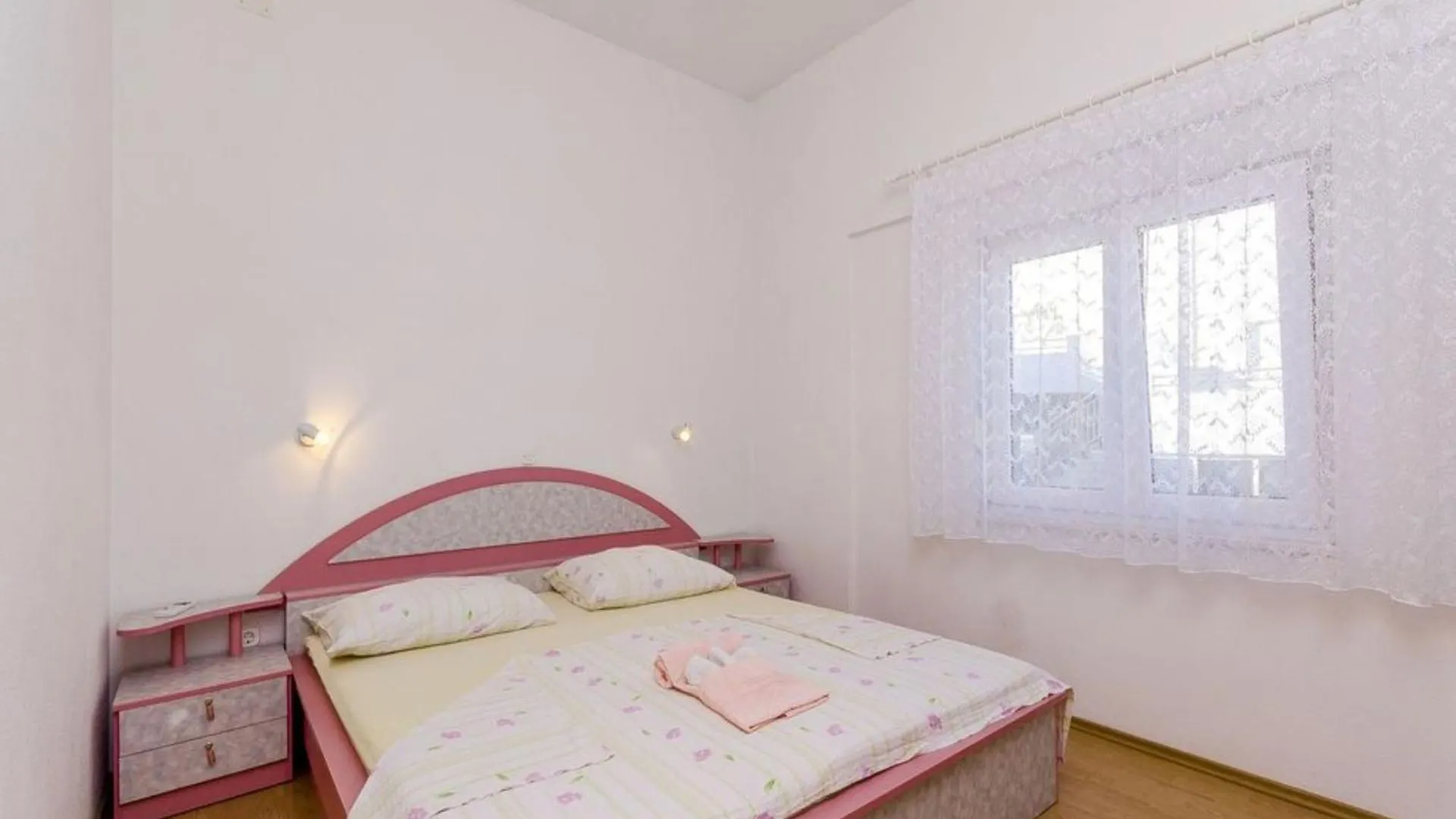 Apartments Tamaris 斯拉汀