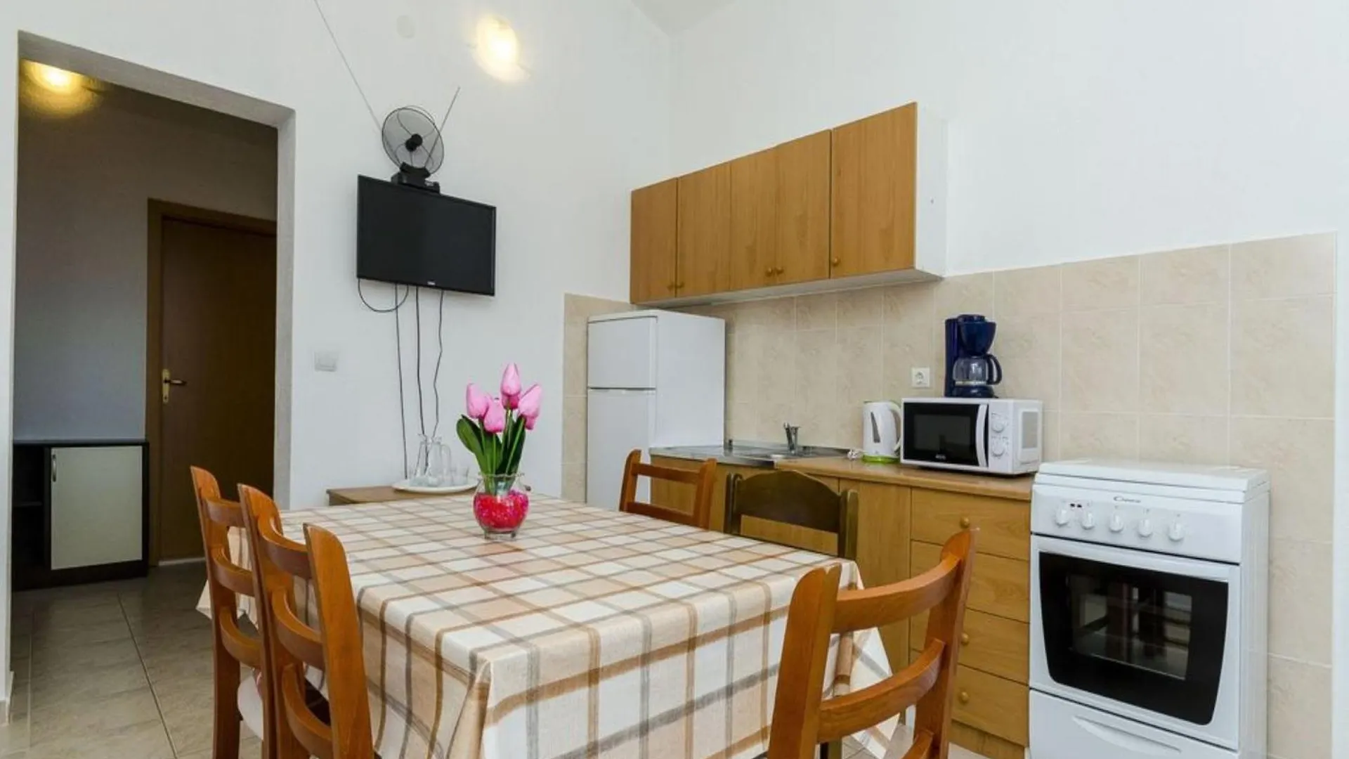 Apartments Tamaris 斯拉汀