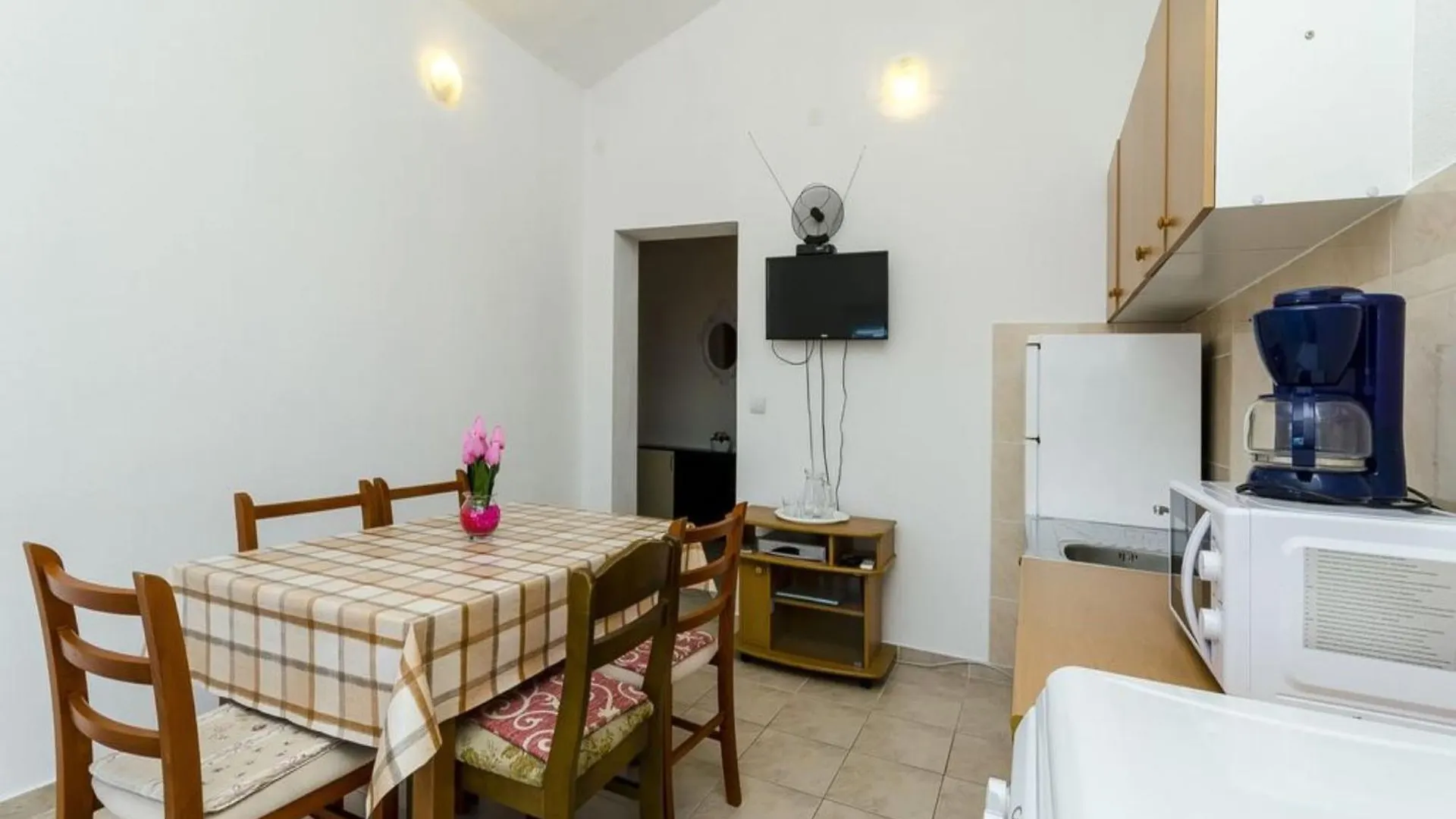 Apartments Tamaris 斯拉汀